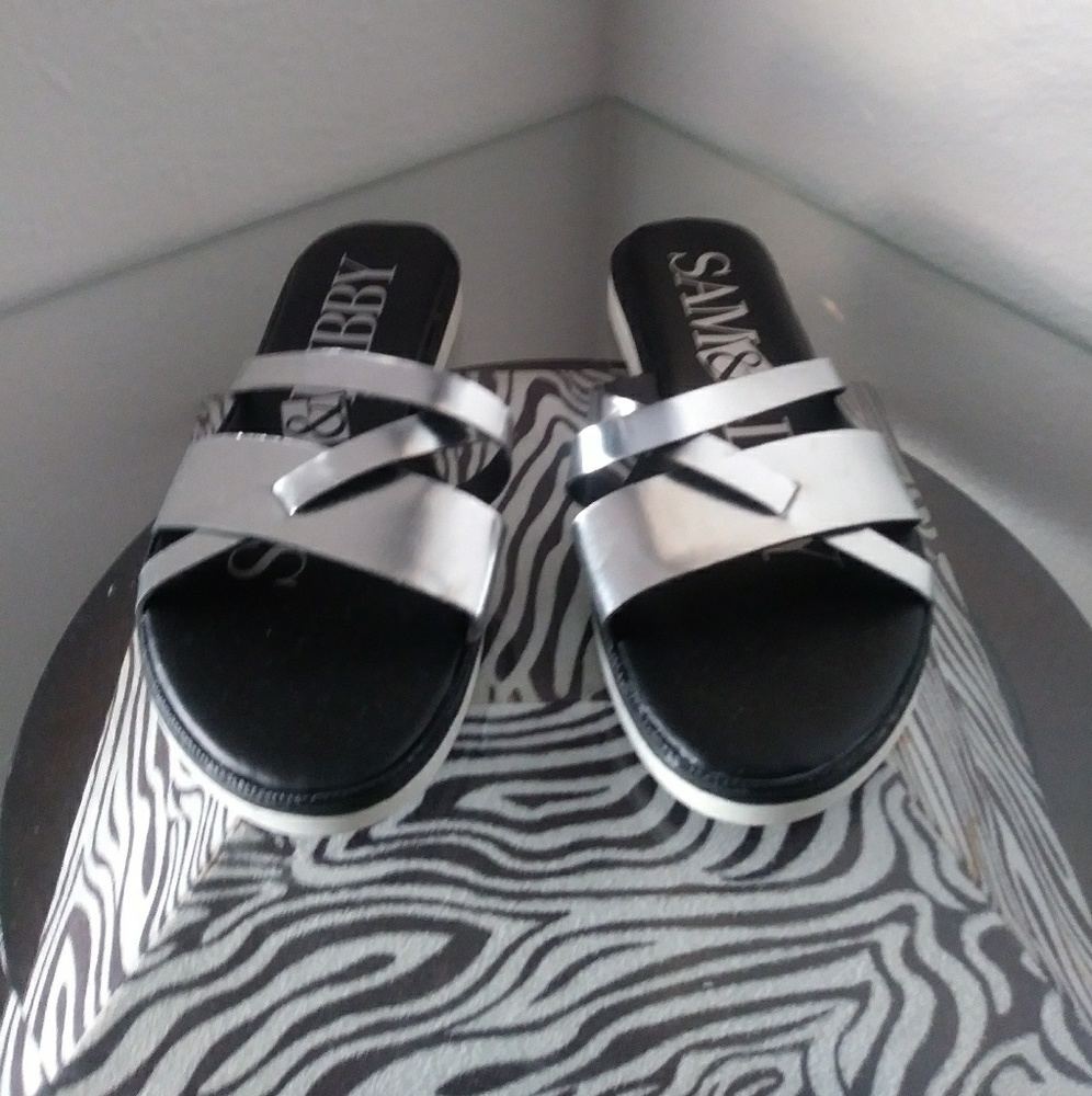 SAM & LIBBY sandals-NWOT